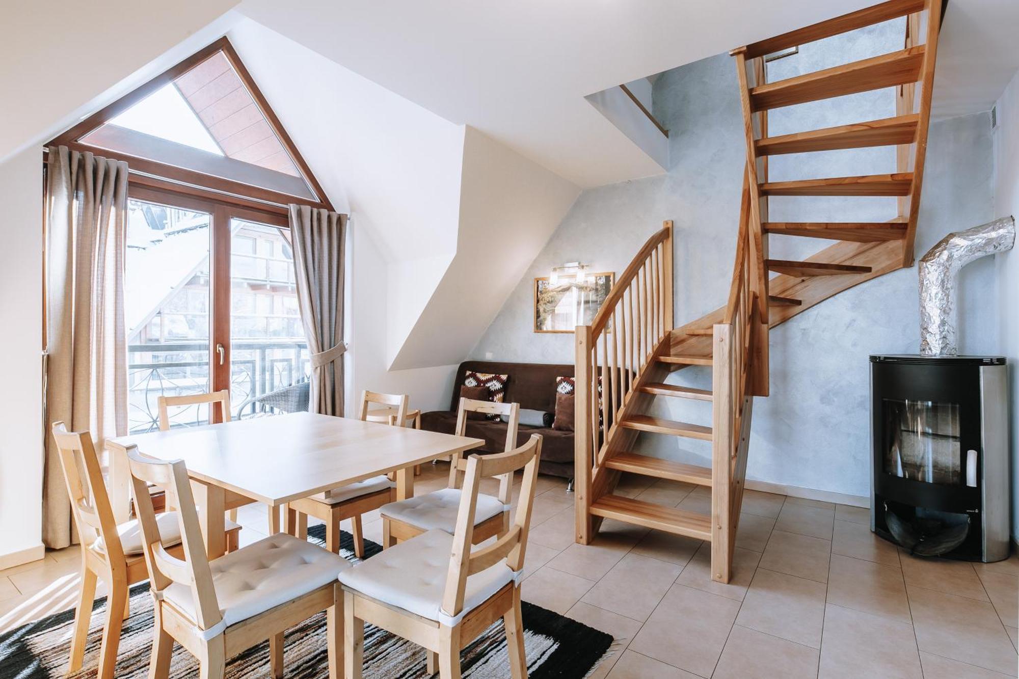 Szafir Mozaika Centrum Piec Kominkowy Apartmán *